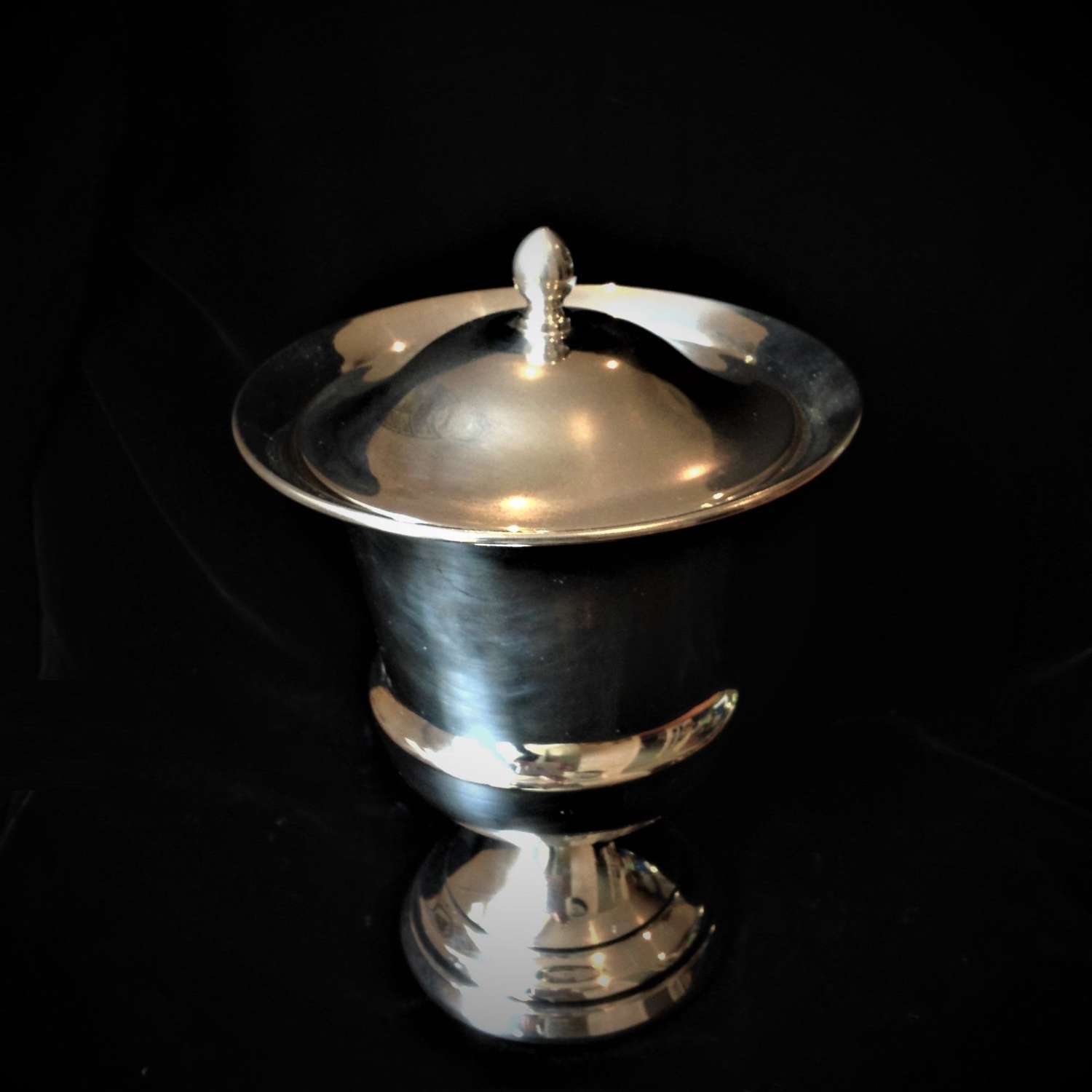 Urn shape, silver plated ice bucket / pail and cover