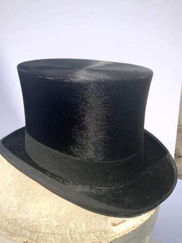 A Well Presented Vintage Gentleman's Silk Top Hat in a Very Good Scarce 7½ Size