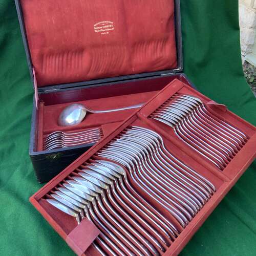 A Christofle Belle Époque Era ‘Contours Japonais’ Pattern Silverware Cutlery Canteen